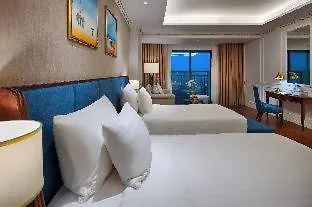 Flc Bay Golf Club & Luxury