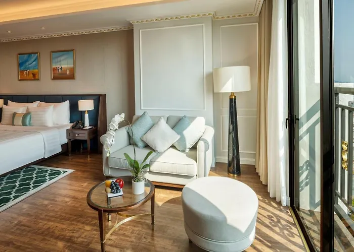 Flc Bay Golf Club & Luxury 5*