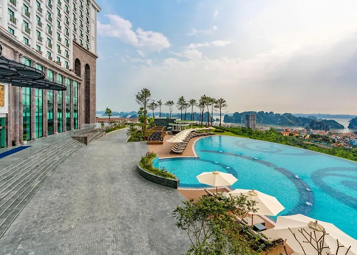 Hotel Flc Bay Golf Club & Luxury 5*