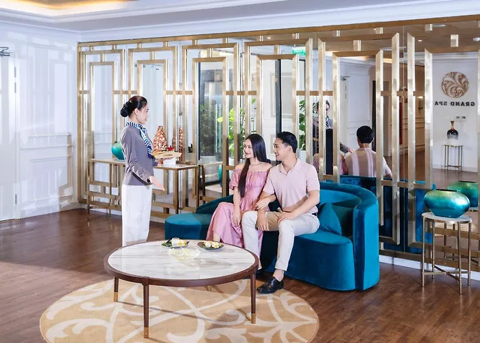 Flc Bay Golf Club & Luxury