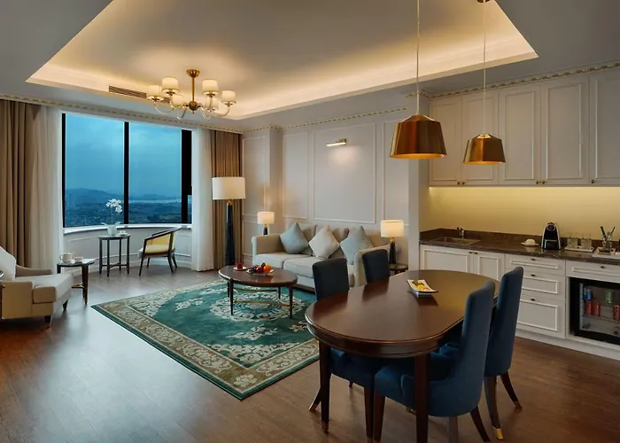 Flc Bay Golf Club & Luxury Hotel