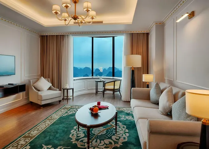 Flc Bay Golf Club & Luxury